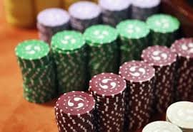 waktogel apk platform interface showing slot games and live-dealer tables